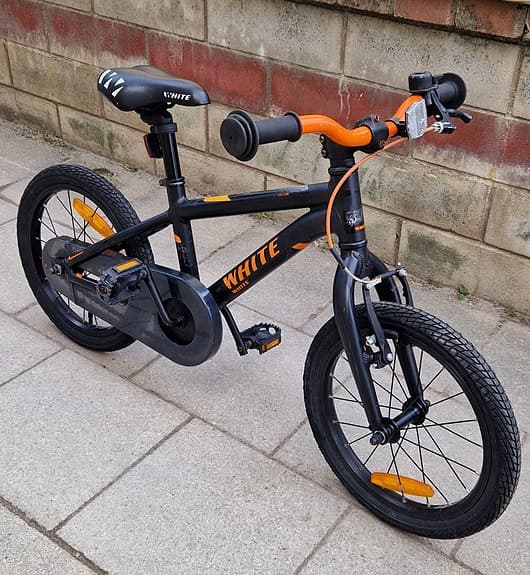 White Barncykel 16 tum