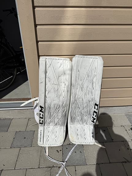 CCM premier 2 PRO PM målvaktsbenskydd 34+2