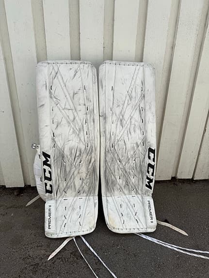 CCM premier 2 PRO PM målvaktsbenskydd 34+2