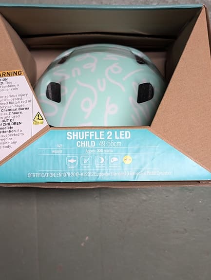 Helt ny Specialized Shuffle 2 LED MIPS cykelhjälm barn