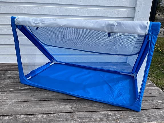 Fotbollsmål med fotboll