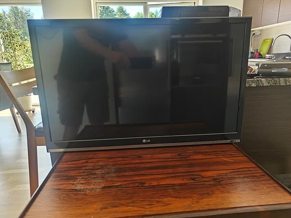 LG 32" LED-TV 32LS560T (Full-HD)