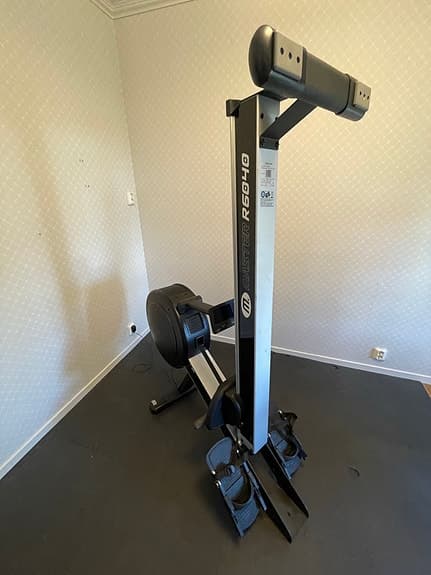 Master R6040 roddmaskin med träningsdator