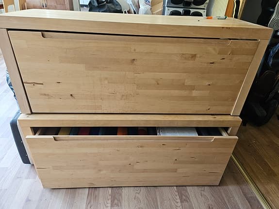 Sittbänk med förvaring