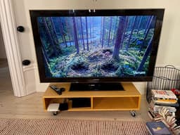 Samsung Smart TV 55 tum med väggfäste