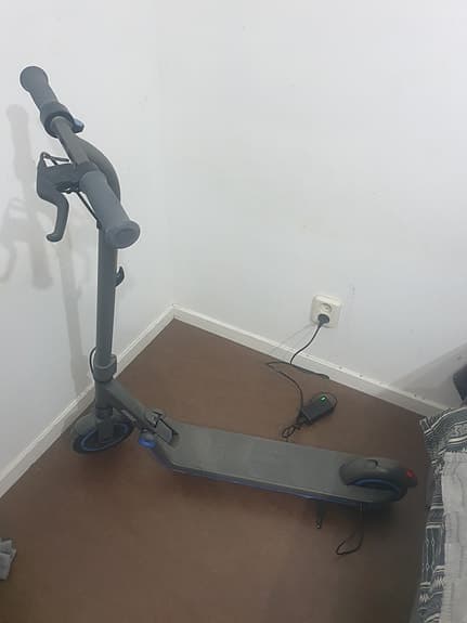Ninebot elscooter grå