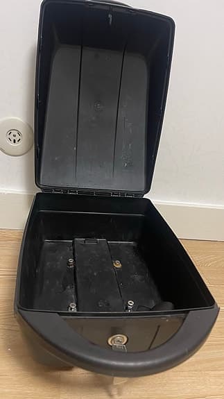 l Packbox / cykelbox med lås – till cykel 300kr