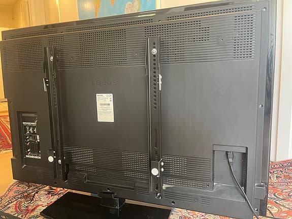 Sharp Aquos LC-46LE600E LCD-TV 46 tum svart