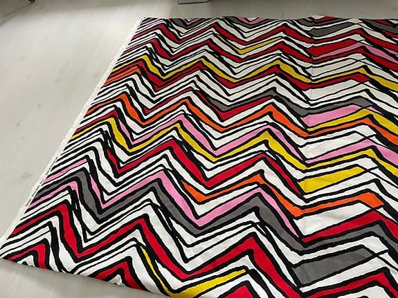 Färgstarkt tyg – IKEA Niina Aalto Design