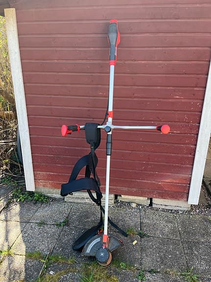 Einhell grästrimmer eldriven med sele