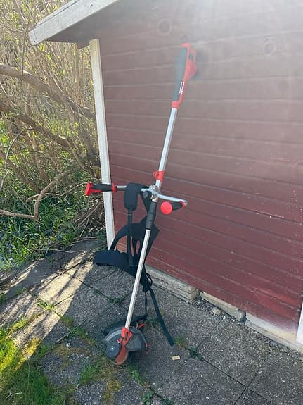 Einhell grästrimmer eldriven med sele