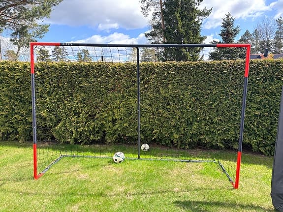 Kipsta fotbollsmål och EXIT rebounder XL