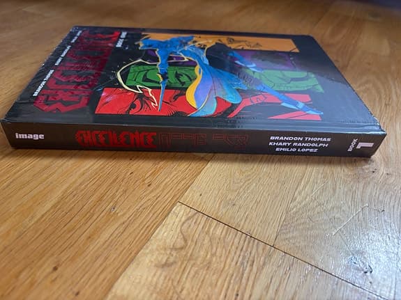 Excellence Book One – Deluxe Hardcover (Inplastad) – Samlarutgåva