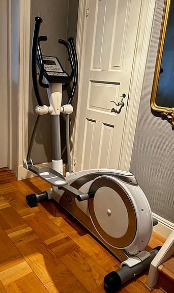 Abilica crosstrainer med träningsdator