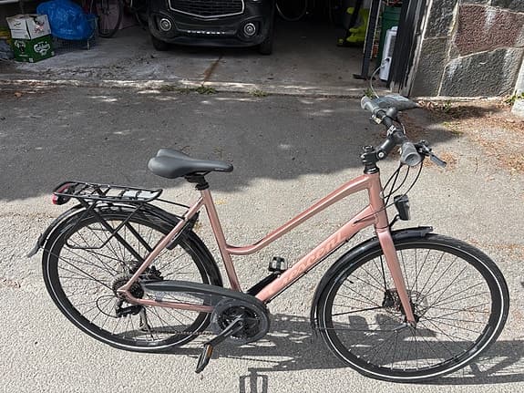 Crescent cyckel, Holma Rosé Metallic