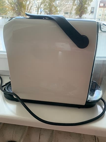 Tchibo Cafissimo kapselkaffemaskin. 250kr. Finns i Göteborg