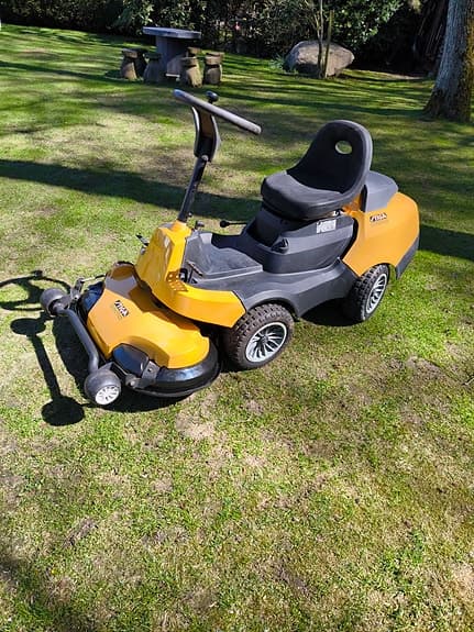 Åkgräsklippare Stiga Primo-motor 12,5 hk.