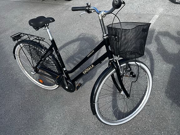Sjösala Sunnanö 28 tum damcykel stadscykel 28" M svart