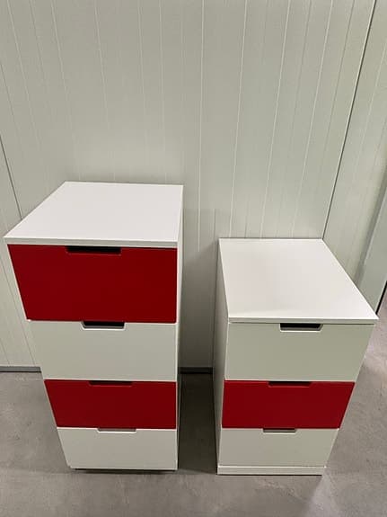 Nordli byrå med 7 lådor