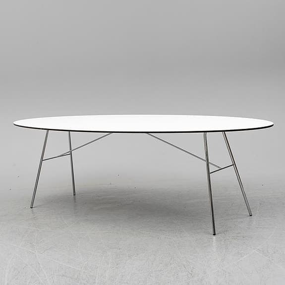 Matbord eller Konnferensbord. Saturn. Design Gunilla Allard för Lammhults