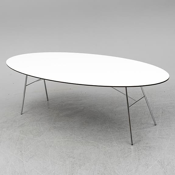 Matbord eller Konnferensbord. Saturn. Design Gunilla Allard för Lammhults