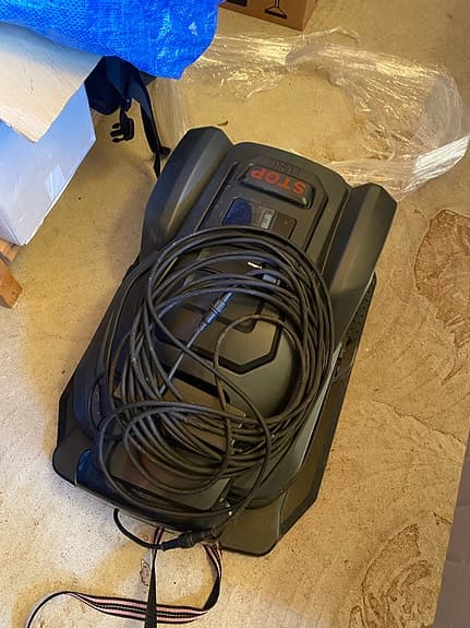 Robotgräsklippare MEEC från Jula