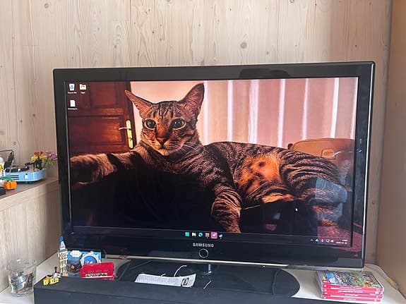 Samsung LE40R87BD 40" TV svart