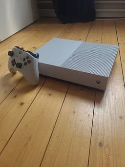 Microsoft Xbox One S