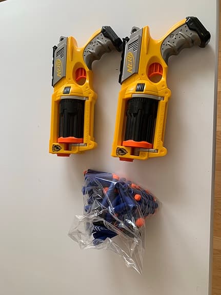 Nerf med skott