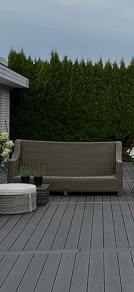 Artwood Layton Utesoffa rotting med beige dynor
