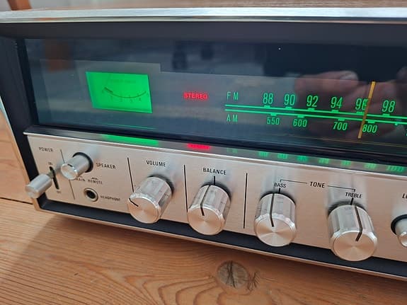Fin Vintage Sony STR-6036 Receiver