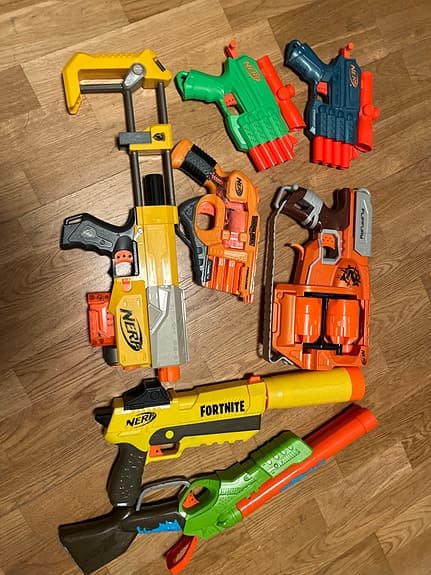 Nerf leksakspistoler och gevär paket