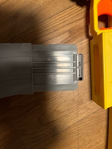Fortnite Nerf scar (kom gärna med bud!)