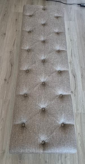 Stilren sittbänk med förvaring