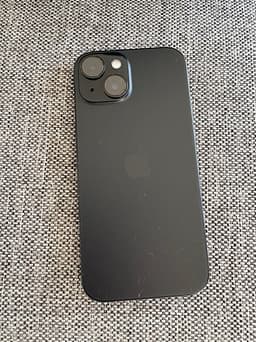 Apple iPhone 15 128 GB svart