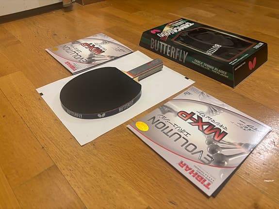 TIBHAR Evolution MX-P på Butterfly Primorac-carbon (195,2g)
