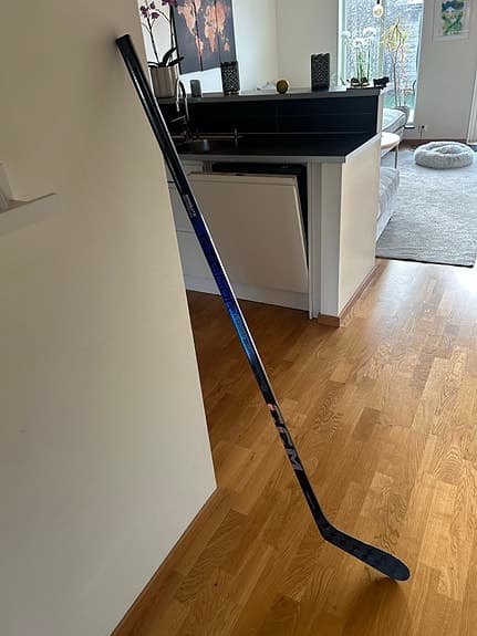 CCM Ribcor trigger 8 pro