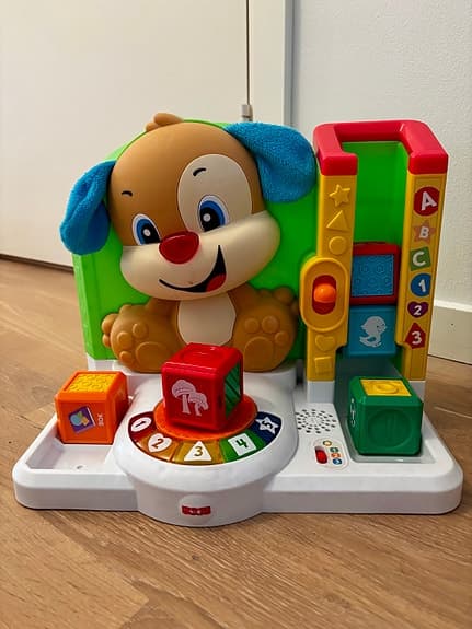 Fisher-Price aktivitetsleksak och rimbok för småbarn