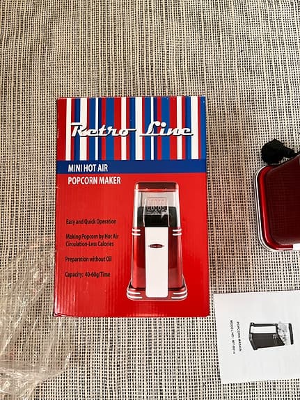 Popcorn maker