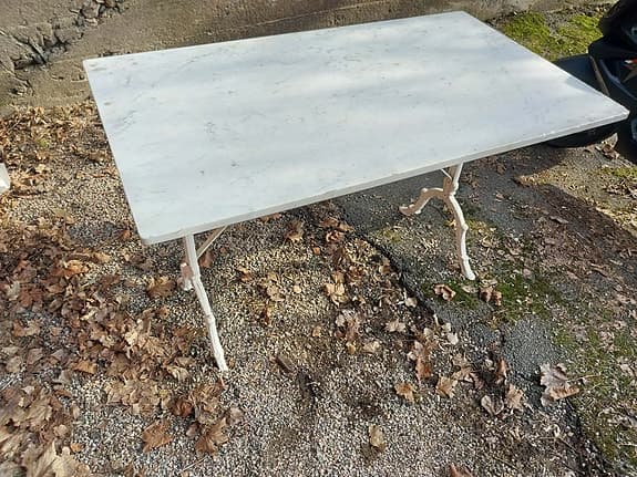 Byarum trädgårdsbord