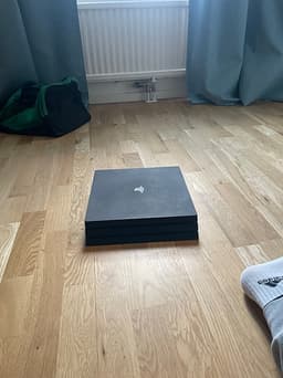 Sony Playstation 4 Pro spelkonsol svart