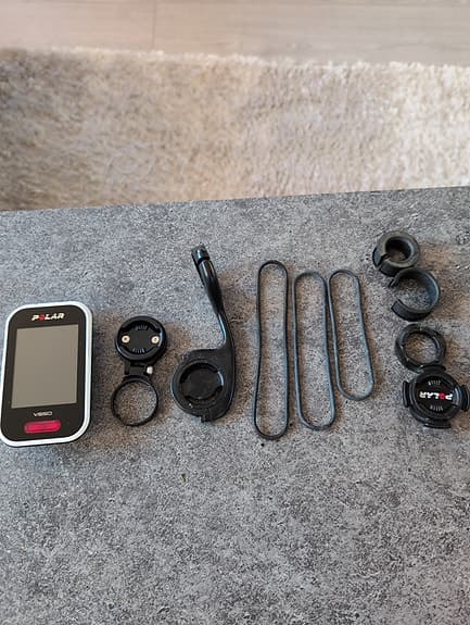 Polar V650 cykeldator med 3st  fästen