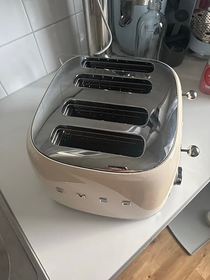 Smeg brödrost 4 skivor beige