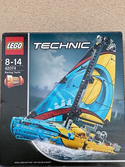 LEGO Technic 42074 Racing Yacht