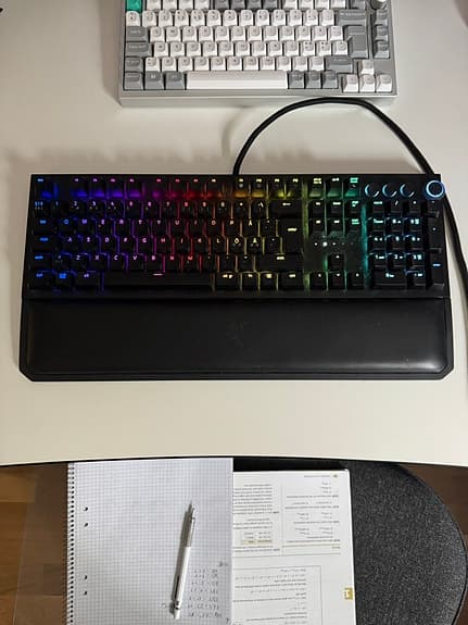 Razer BlackWidow Elite gröna switches