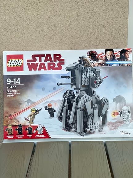 LEGO Star Wars 75177 First Order Heavy Scout Walker