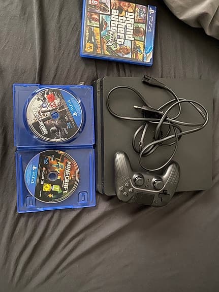Sony Playstation 4 konsol med handkontroll