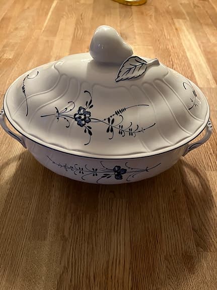 Villeroy & Boch terrin med lock vit/blå porslin