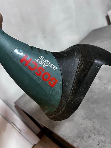 Grästrimmer / Röjsåg – Bosch