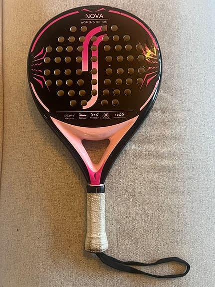 Nova Women’s Edition padelracket svart/rosa